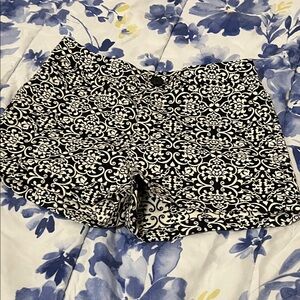 Elegant High Waist Black and White Floral Shorts